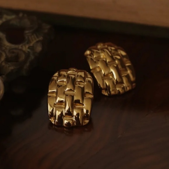 Weave Statement Earrings - Picture 3 of 5